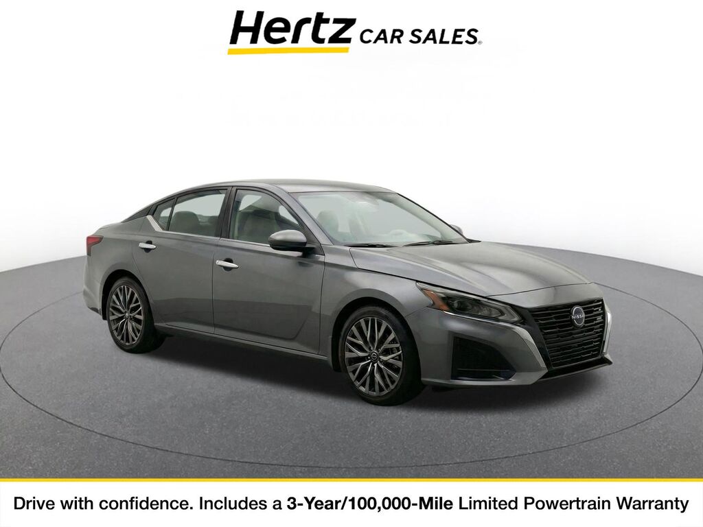 2025 Nissan Altima SV — photo 1 of 1