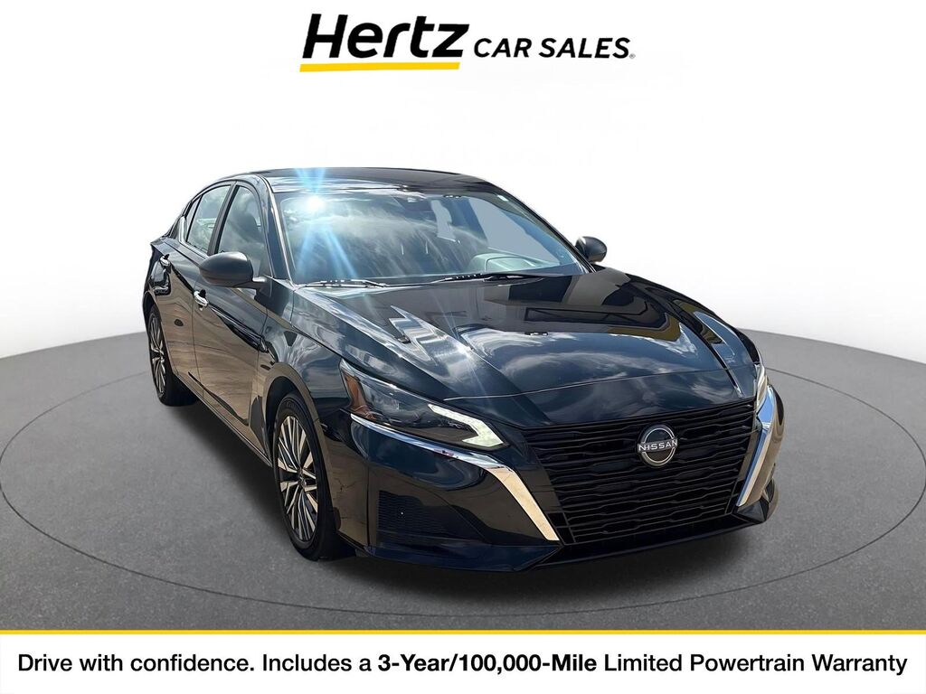 2025 Nissan Altima SV — photo 1 of 1