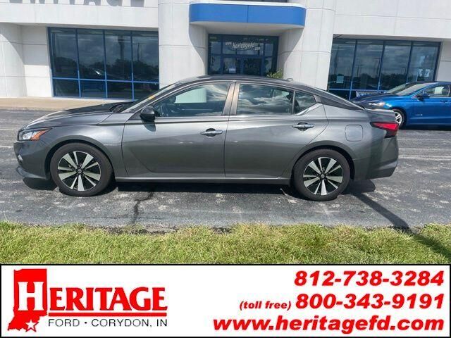 2022 Nissan Altima 2.5 SV