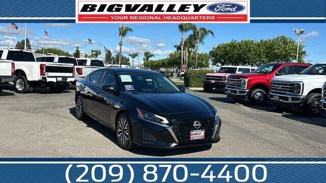 2024 Nissan Altima 2.5 SV — photo 1 of 2