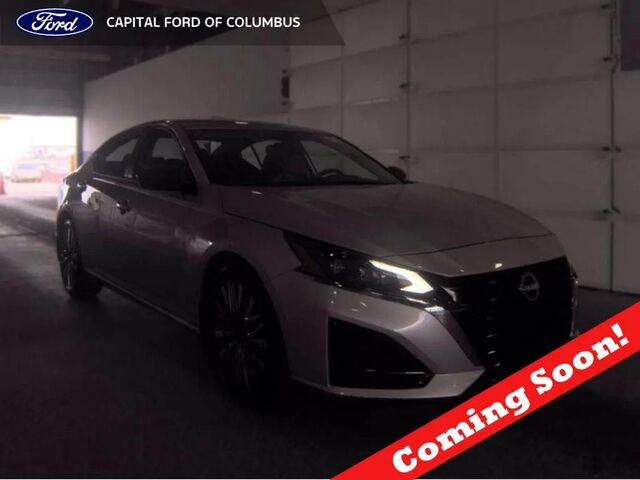 2024 Nissan Altima 2.5 SV — photo 1 of 15