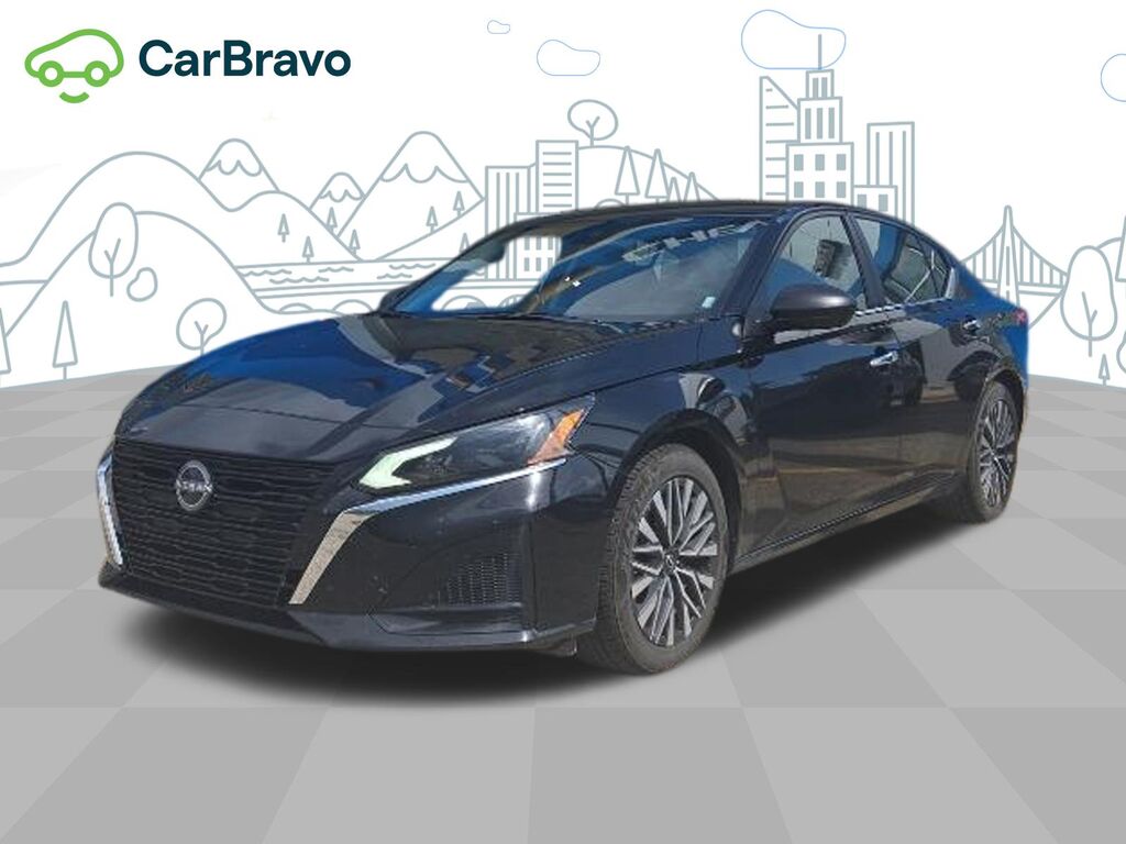 2024 Nissan Altima 2.5 SV — photo 1 of 6
