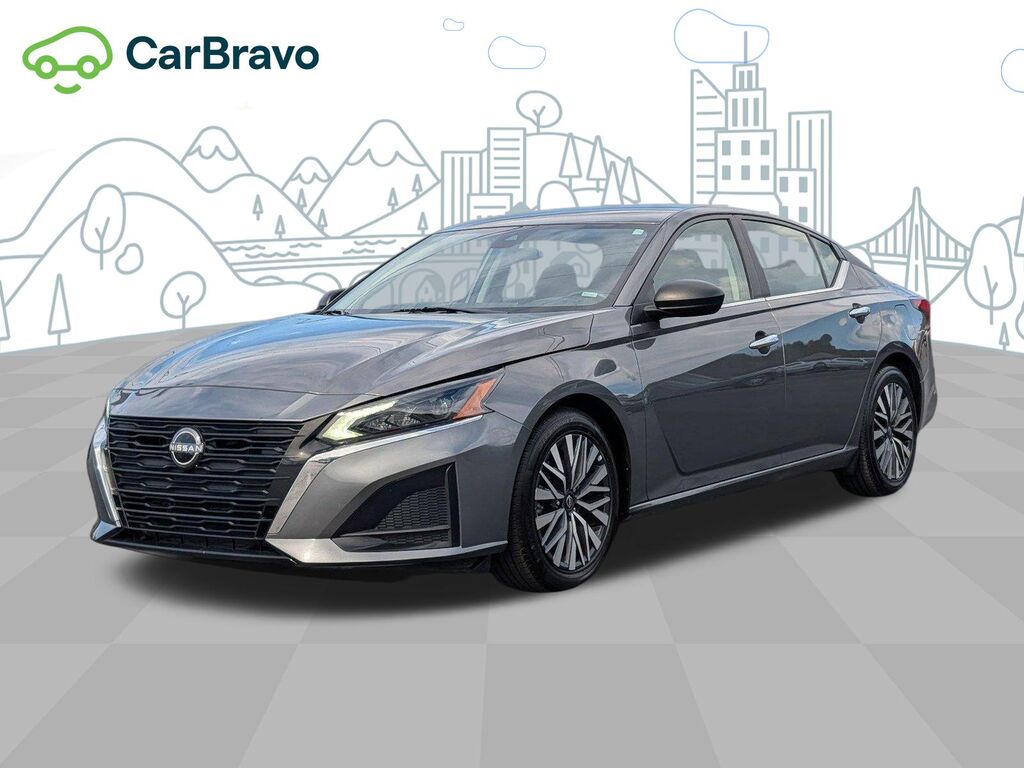 2025 Nissan Altima SV — photo 1 of 6