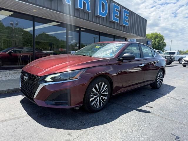 2025 Nissan Altima 2.5 SV