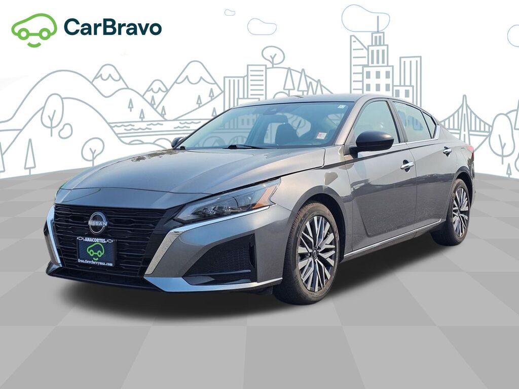 2025 Nissan Altima SV FWD — photo 1 of 6