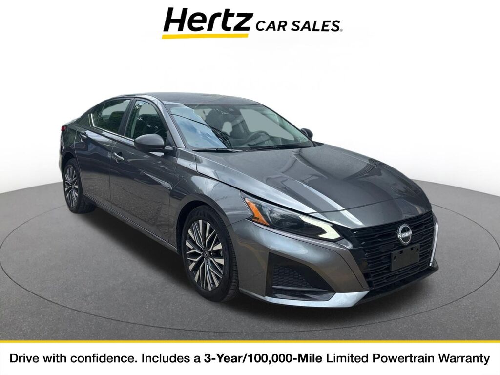 2026 Nissan Altima SV — photo 1 of 11