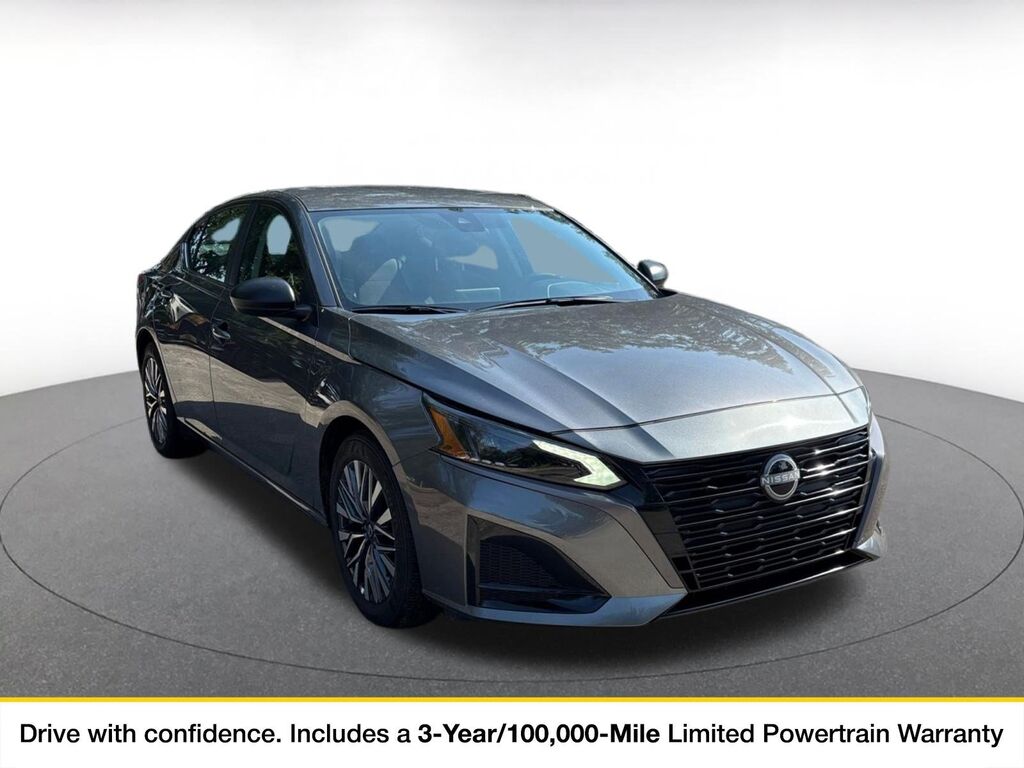 2026 Nissan Altima SV — photo 1 of 11