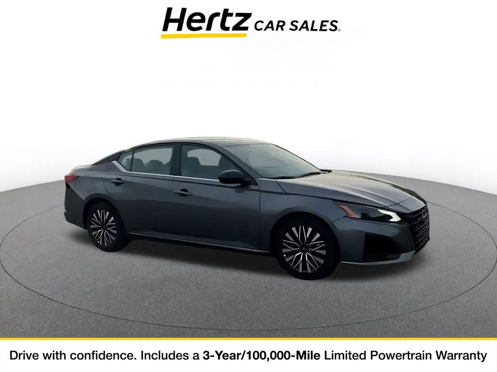 2026 Nissan Altima SV — photo 1 of 11