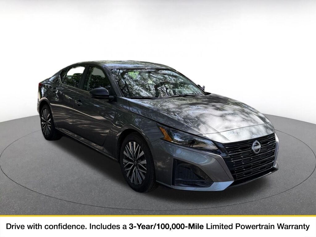 2026 Nissan Altima SV — photo 1 of 11