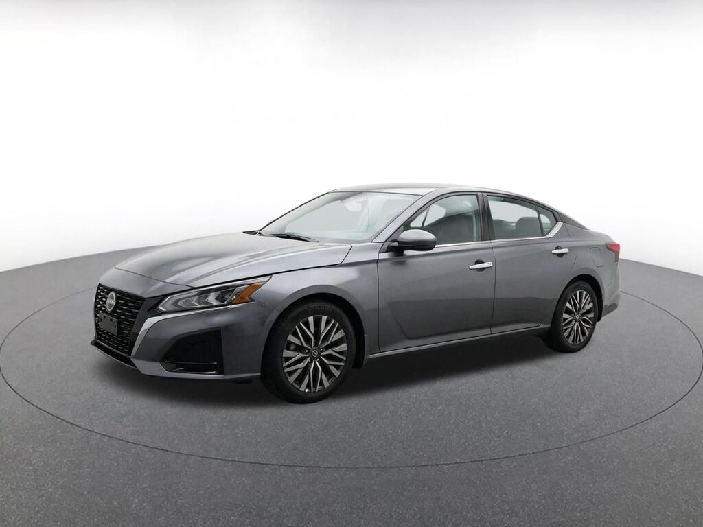 2025 Nissan Altima SV — photo 1 of 1