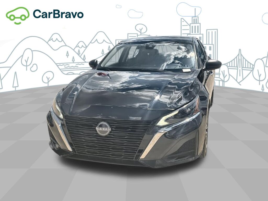 2025 Nissan Altima SV — photo 1 of 7