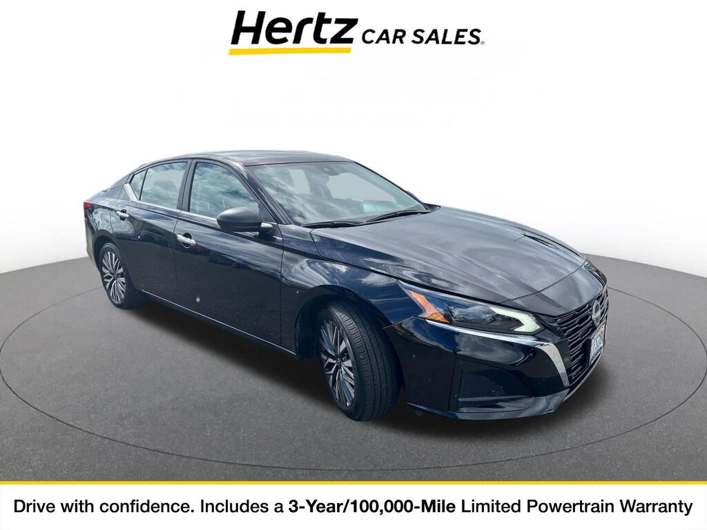 2025 Nissan Altima SV — photo 1 of 1