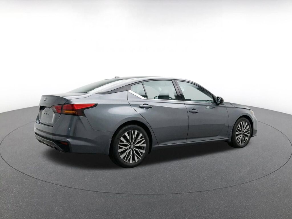 2025 Nissan Altima SV — photo 1 of 1
