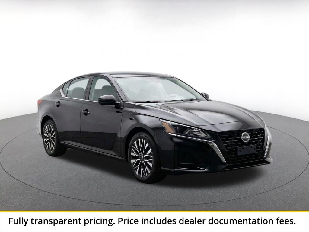 2026 Nissan Altima SV — photo 1 of 23