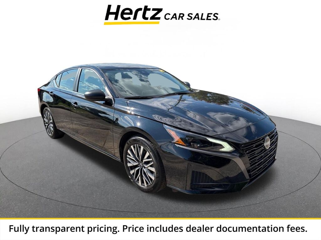 2026 Nissan Altima SV — photo 1 of 13