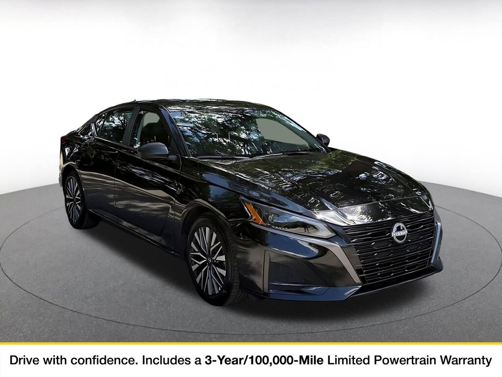 2026 Nissan Altima SV — photo 1 of 11