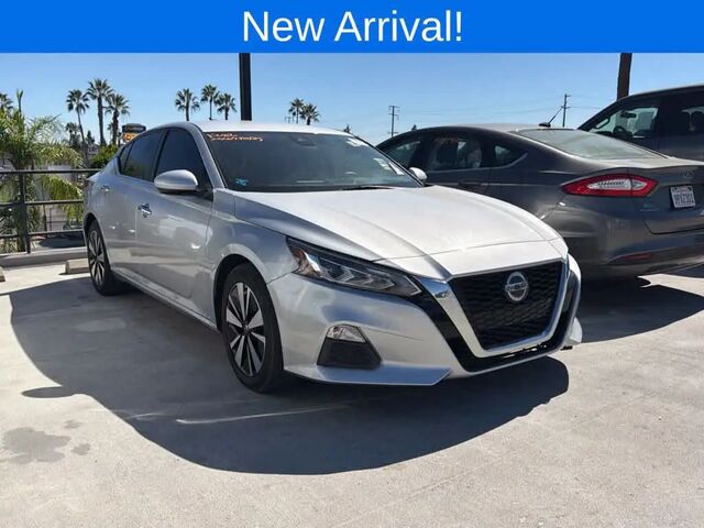 2021 Nissan Altima 2.5 SV