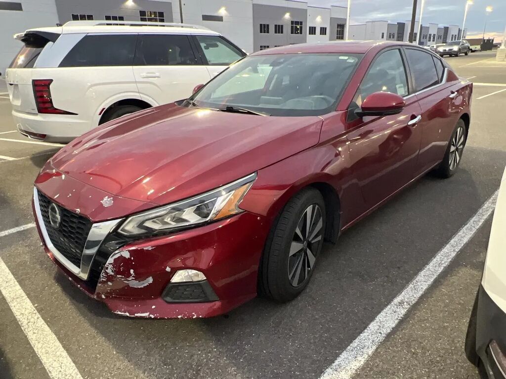2021 Nissan Altima 2.5 SV — photo 1 of 5