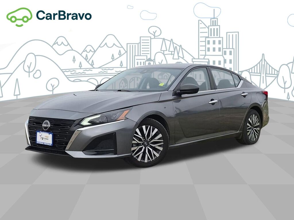 2024 Nissan Altima SV FWD — photo 1 of 6