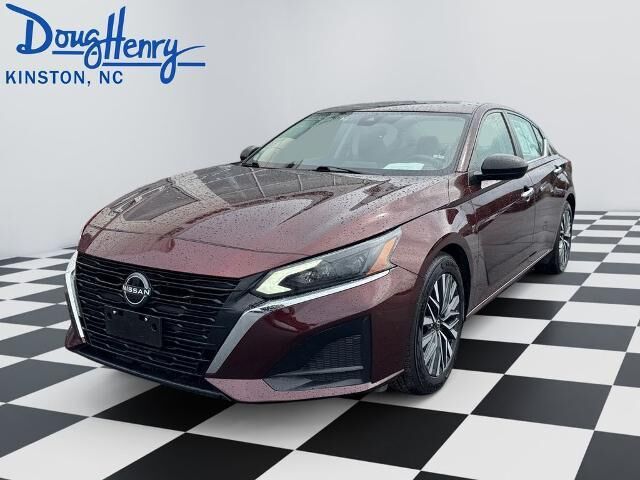 2024 Nissan Altima 2.5 SV — photo 1 of 26