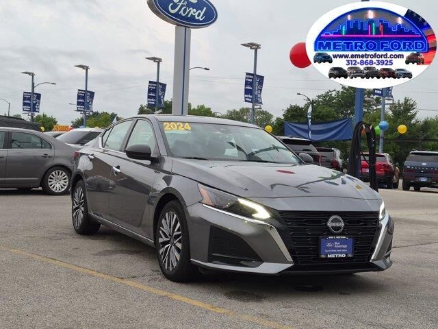 2024 Nissan Altima 2.5 SV — photo 1 of 13