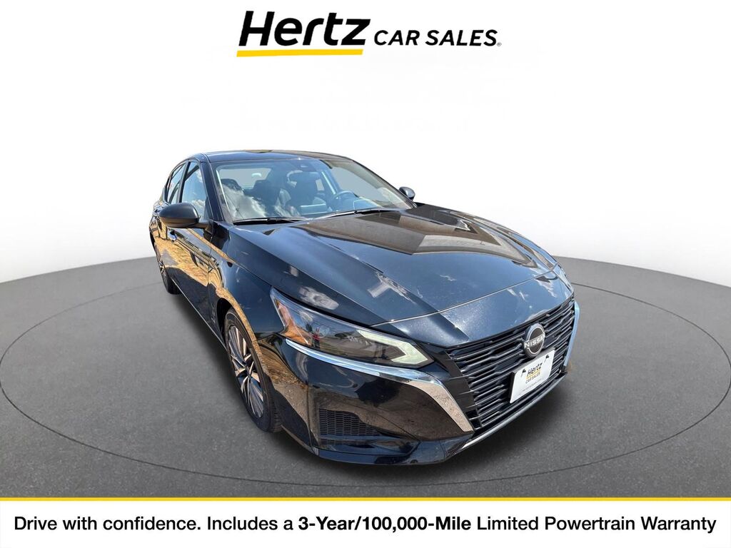 2025 Nissan Altima SV — photo 1 of 1