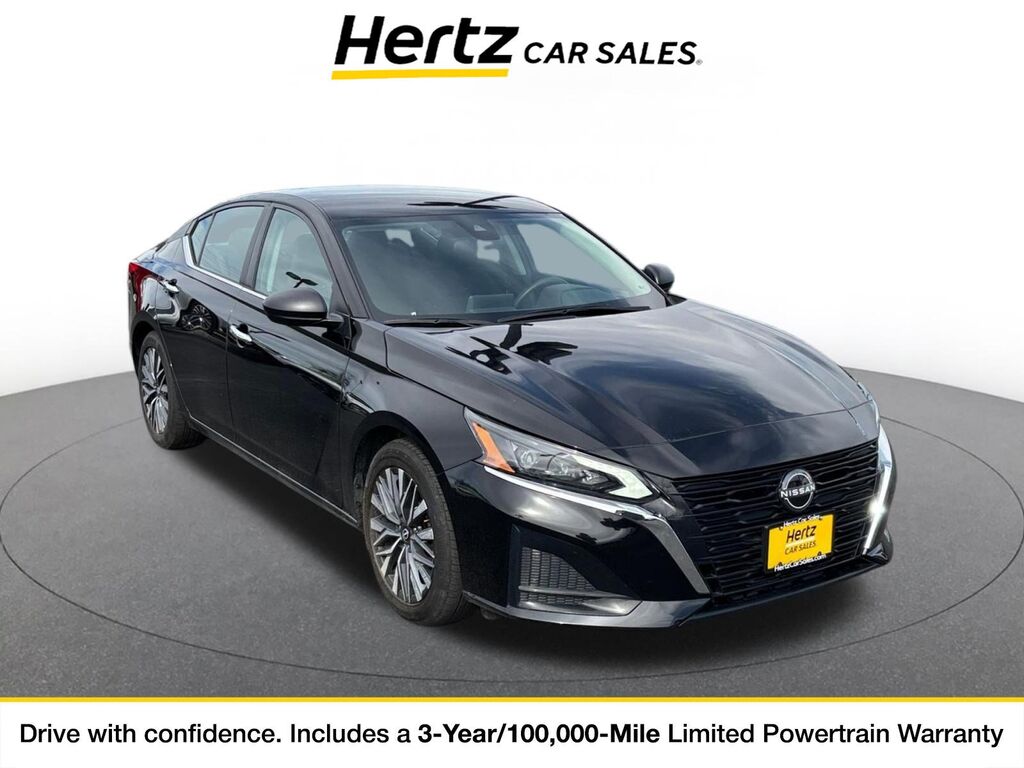 2025 Nissan Altima SV — photo 1 of 1