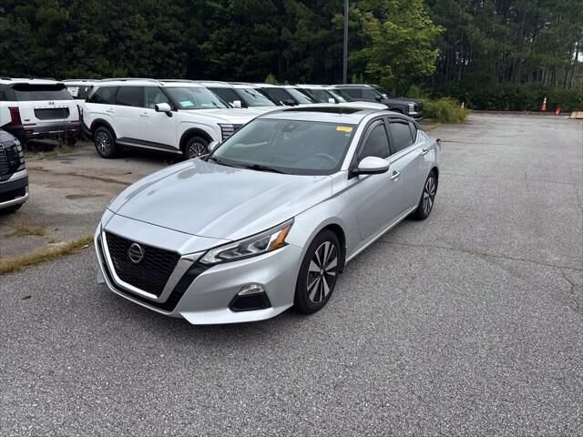 2021 Nissan Altima 2.5 SV