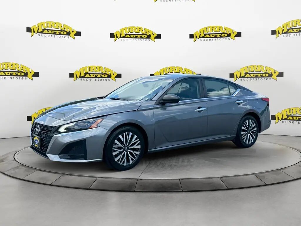 2024 Nissan Altima 2.5 SV — photo 1 of 24