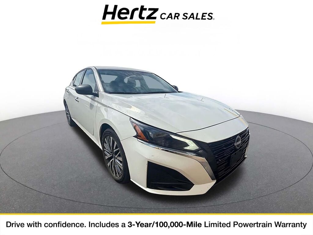 2025 Nissan Altima SV — photo 1 of 1