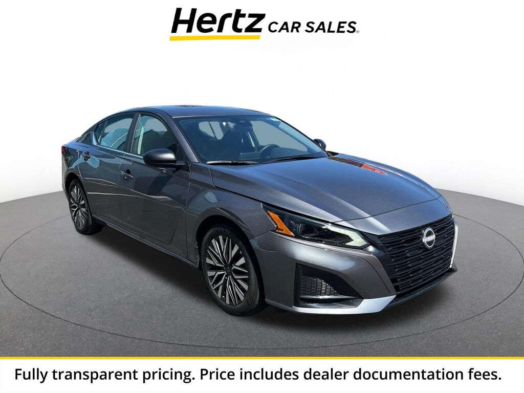2026 Nissan Altima SV — photo 1 of 13