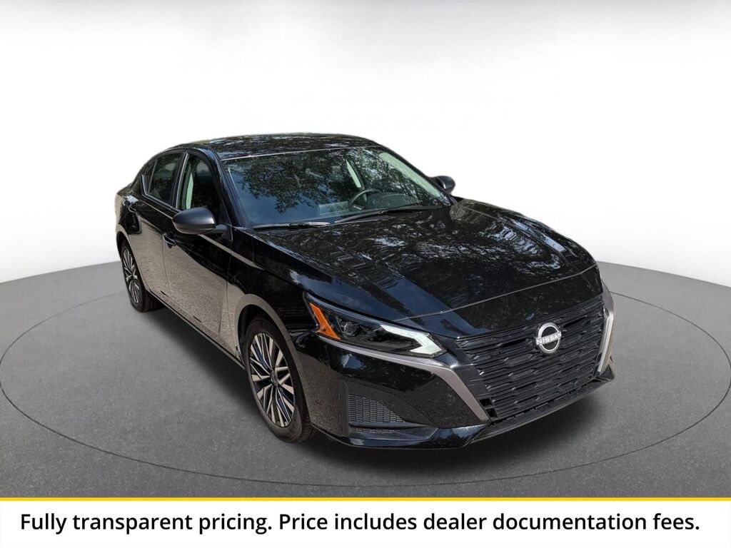2026 Nissan Altima SV — photo 1 of 13