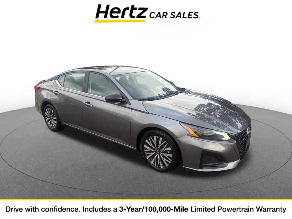 2026 Nissan Altima SV — photo 1 of 11