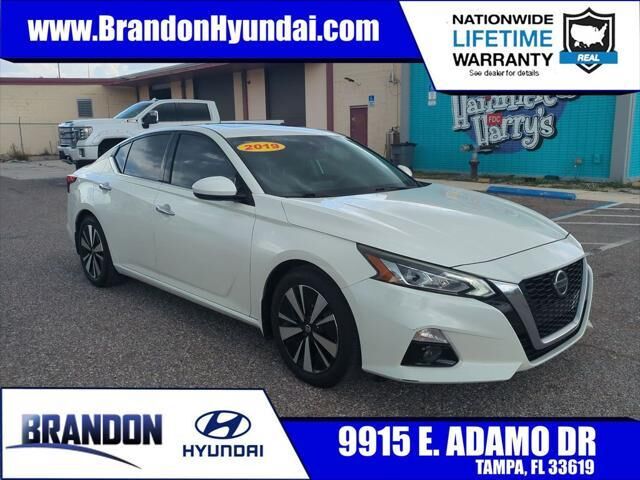 2019 Nissan Altima 2.5 SV — photo 1 of 26