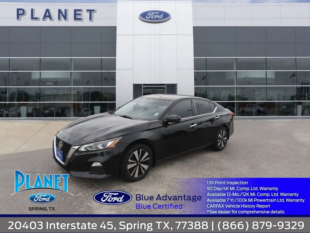2022 Nissan Altima 2.5 SV — photo 1 of 26