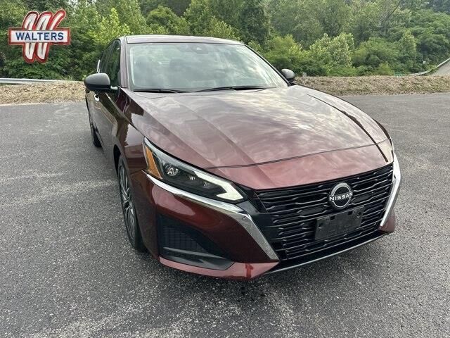 2024 Nissan Altima 2.5 SV — photo 1 of 26