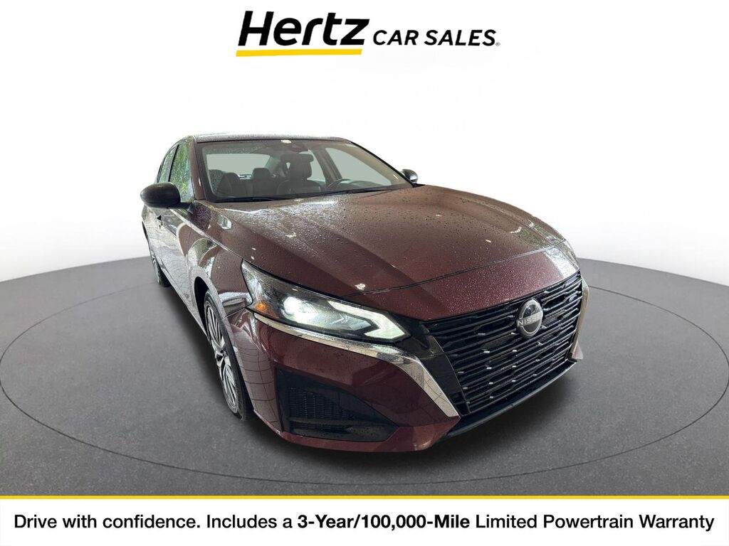 2025 Nissan Altima SV — photo 1 of 1