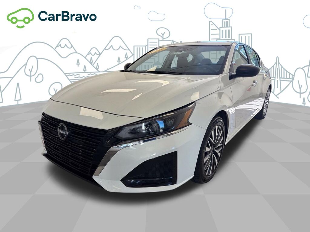 2025 Nissan Altima SV — photo 1 of 7