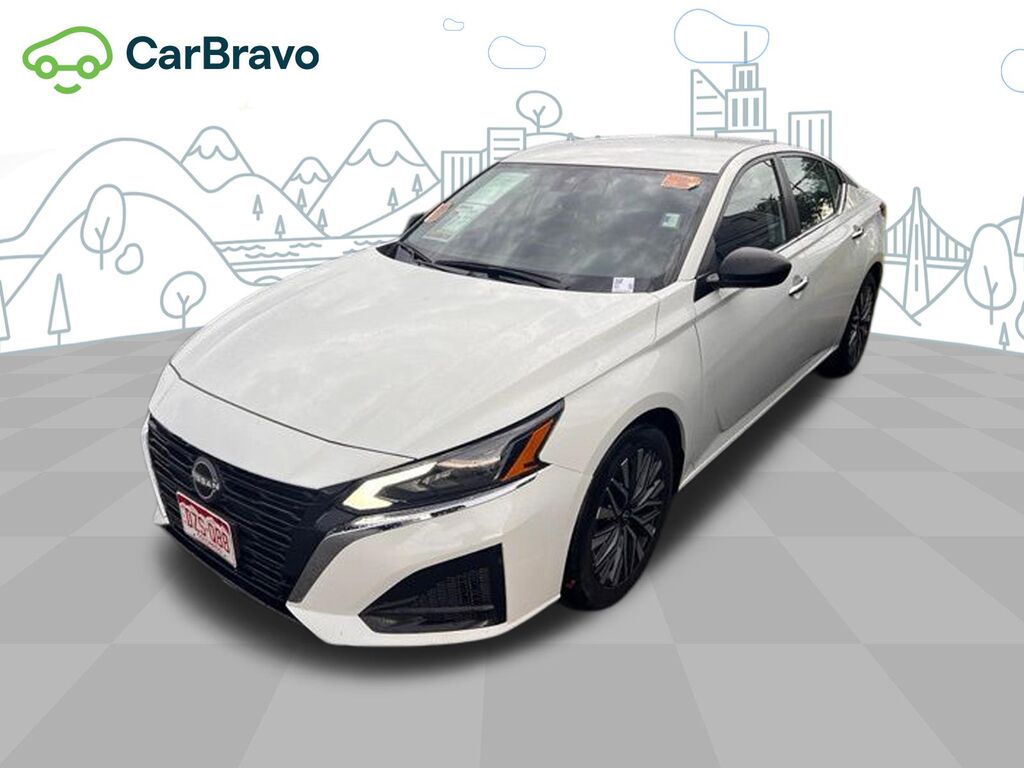 2025 Nissan Altima SV FWD — photo 1 of 6