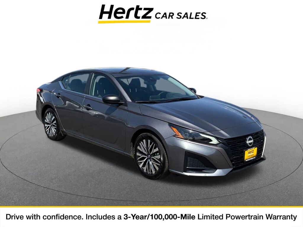 2026 Nissan Altima SV — photo 1 of 11