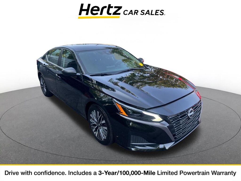 2026 Nissan Altima SV — photo 1 of 11