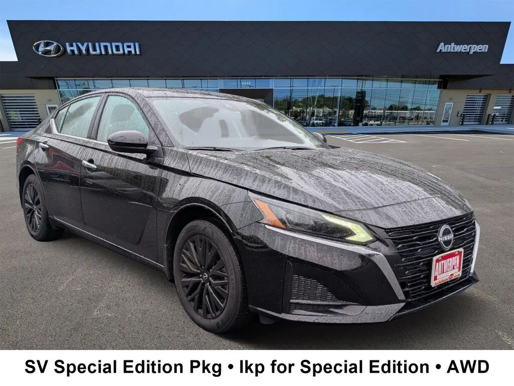 2025 Nissan Altima 2.5 SV — photo 1 of 13