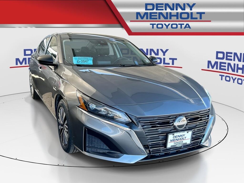 2025 Nissan Altima 2.5 SV — photo 1 of 1