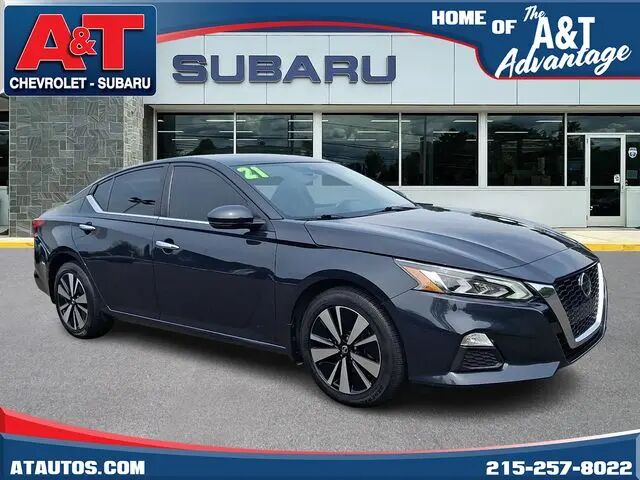 2021 Nissan Altima 2.5 SV — photo 1 of 2
