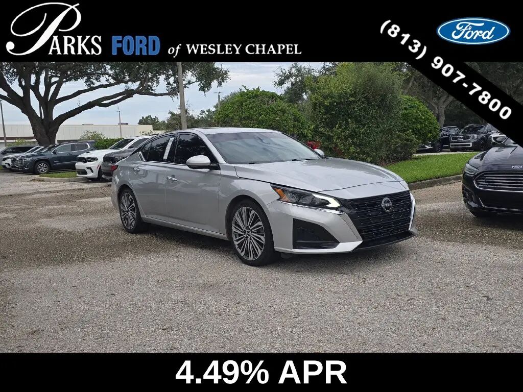 2023 Nissan Altima 2.5 SL — photo 1 of 13