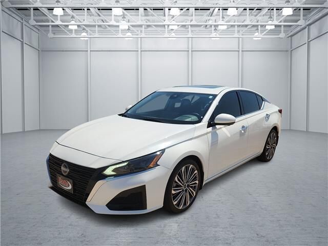 2024 Nissan Altima 2.5 SL — photo 1 of 13
