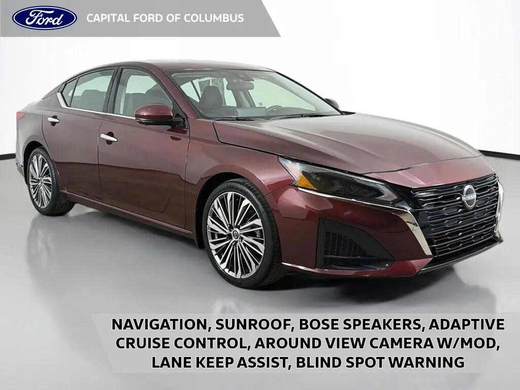 2024 Nissan Altima 2.5 SL — photo 1 of 13