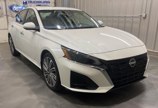 2025 Nissan Altima 2.5 SL