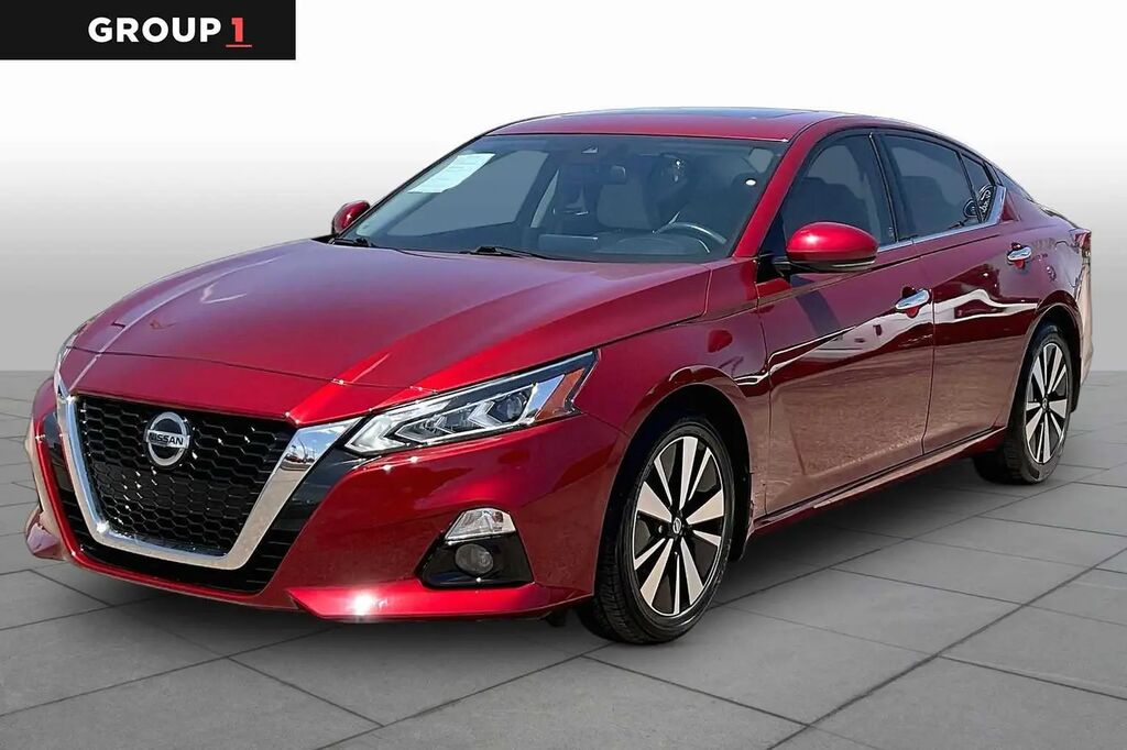 2022 Nissan Altima 2.5 SL — photo 1 of 12