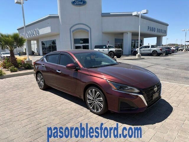 2023 Nissan Altima 2.5 SL — photo 1 of 9
